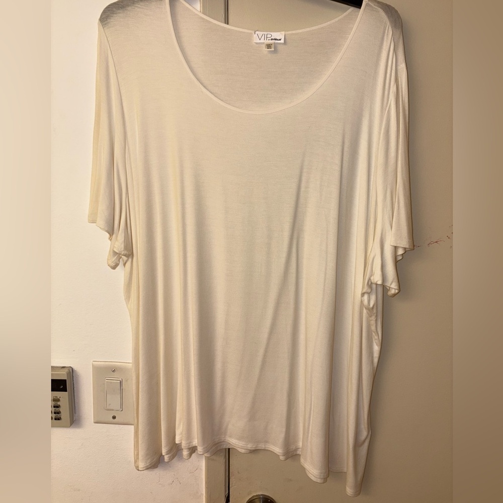 VIP By Avenue Plus Size Short Sleeve Blouse 30/32